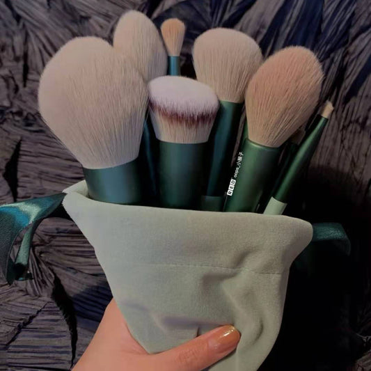 13-Piece Makeup Brush Set – Foundation, Eyeshadow, Blush & Beauty Tools